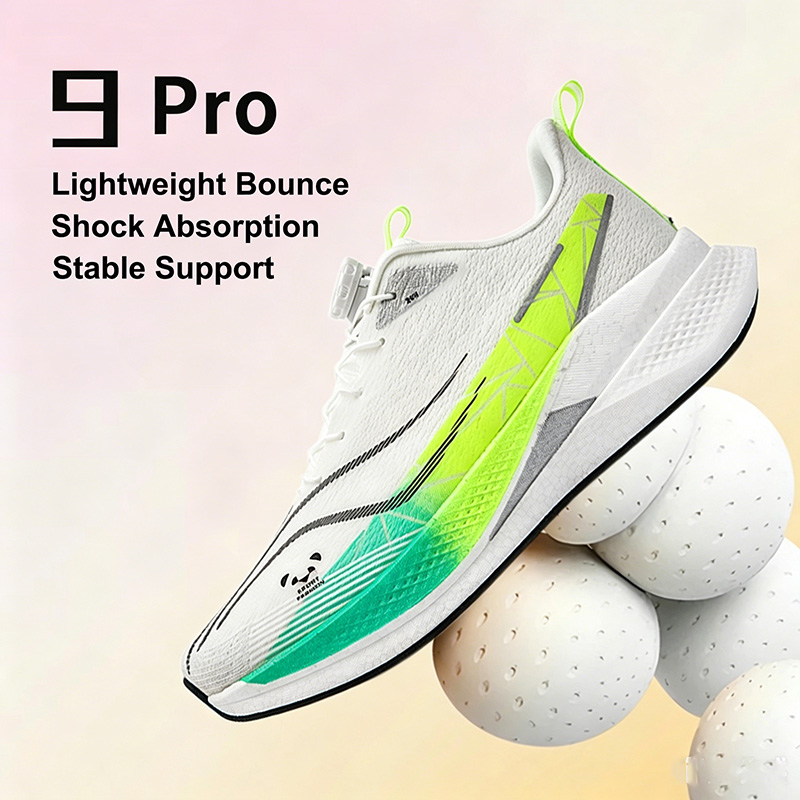 Zapatillas de correr con placa - Running Cap Lightweight reseña y precio